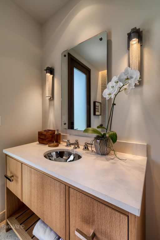 Luxury Real Estate Photography by PanaViz