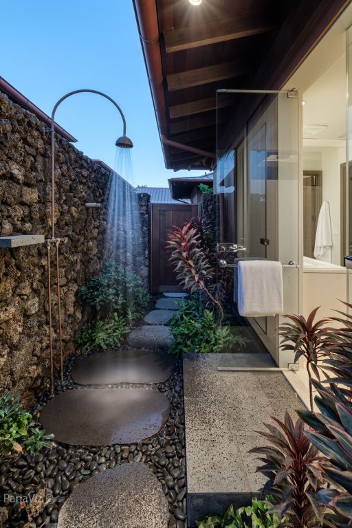 Luxury Real Estate Photography by PanaViz