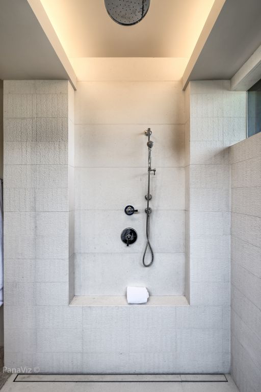 Luxury Real Estate Photography by PanaViz
