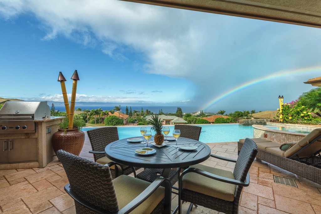 Maui real estate photographer