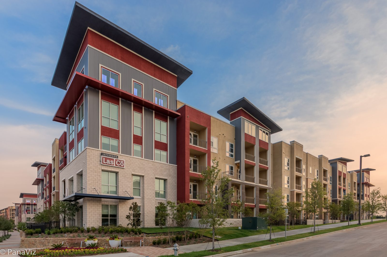 WA Commercial Real Estate Exterior