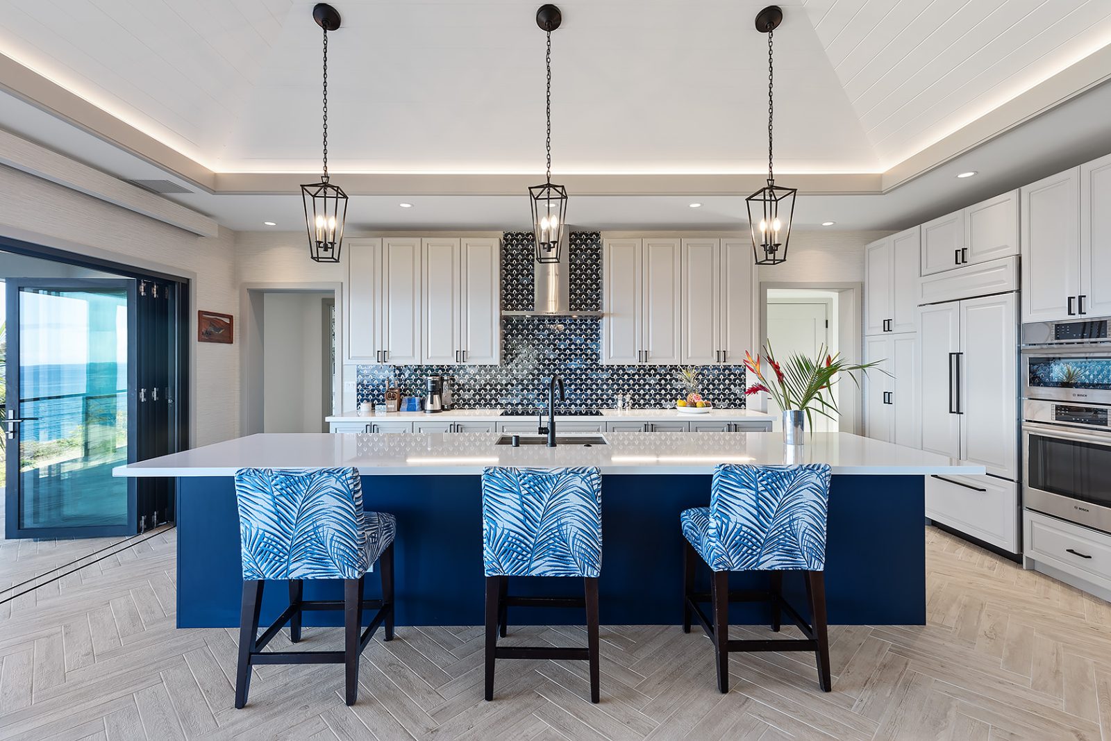 Hawaii architectural photographer luxury kitchen